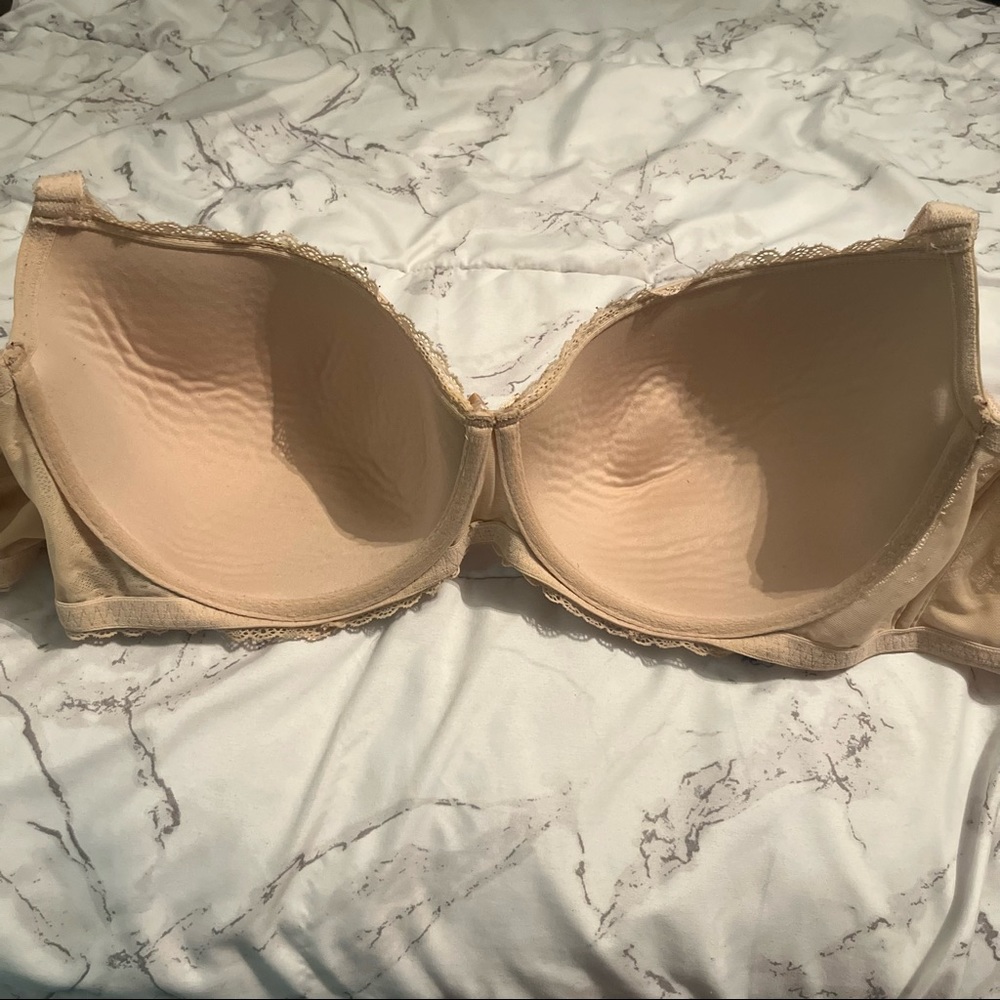 Intimates cream lace bra size 46D - Picture 3 of 5